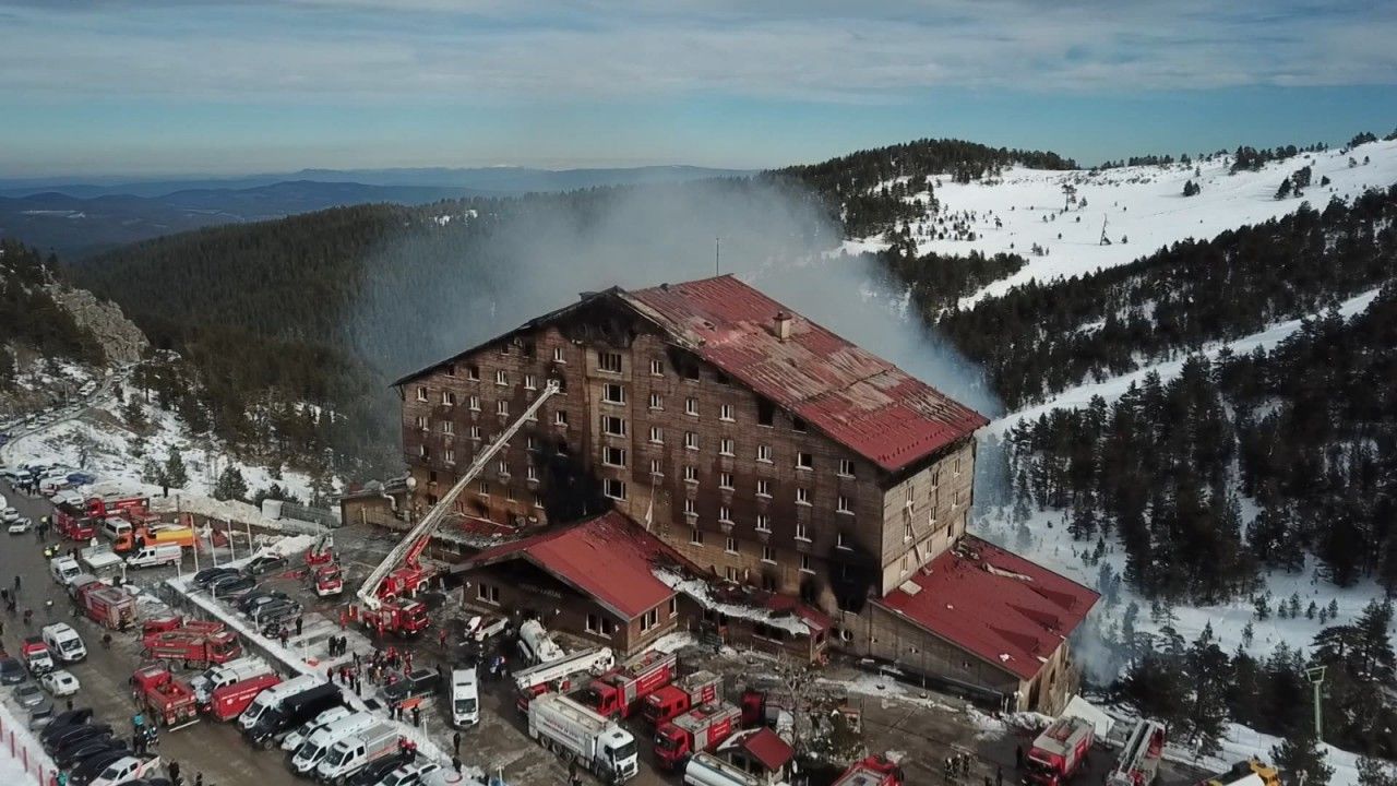 Bolu'da, yangın faciası sonrası düşüş yaşayan turizm sektörü için çalıştay