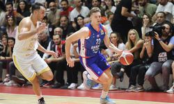 Reeder Samsunspor - Anadolu Efes: 73 - 93