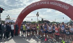 Samsun'da 19 Mayıs Yarı Maratonu Yapıldı