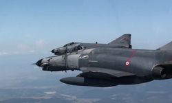 Genelkurmay Başkanı Orgeneral Gürak, F-4 ile Uçuş Yaptı