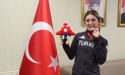 Paralimpik Oyunları'nda Mücadele Eden Özel Sporcular Samsun'a Döndü