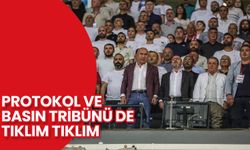 Protokol ve Basın Tribünü de Tıklım Tıklım