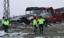 Düzce'de Feci Kaza: Araçlar Köprüden Uçtu: 2 Ölü