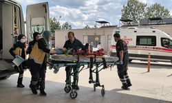 1'inci katın balkonundan düşen 6 yaşındaki Ensar yaralandı