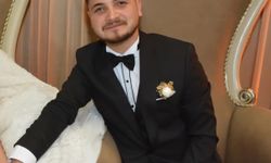 Adana'da tekneyle sürüklenen 5 kişi kurtarıldı; suya düşen Emirhan aranıyor