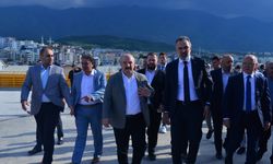 AK Partili Varank: CHP'li belediyeler hangi noktada bir işe imza atabildi