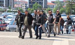 Döner zincirine FETÖ operasyonunda 6 şüpheli adliyede