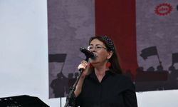 İzmir'de 1 Mayıs kutlandı