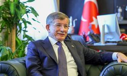 Özel, Davutoğlu ile bir araya geldi