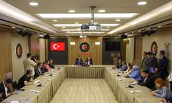 Özgür Özel: Derhal Asgari Ücret Komisyonu'nun toplanmasını bekliyoruz