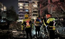 İran’ın Füzesi Tel Aviv’de Savunma Bakanlığı Yakınına Düştü!