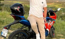 Bariyerlere çarpan motosiklet sürücüsü öldü