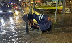 Fatsa'da sağanak, su baskınına neden oldu