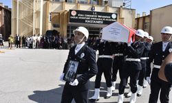 Kazada yaralanan eski Bitlis Valisi Karaömeroğlu, yaşam mücadelesini kaybetti (3)