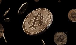 Bitcoin 122 Bin Doları Aştı, Yeni Rekora İmza Attı
