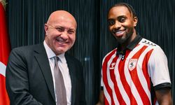 Samsunspor, Antoine Makoumbou ile 4 Yıllık Sözleşme İmzaladı