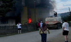 Düzce'de, camide çıkan yangını itfaiye söndürdü