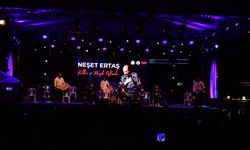 Neşet Ertaş Kültür ve Müzik Festivali, 'deprem' nedeniyle yarıda kesildi