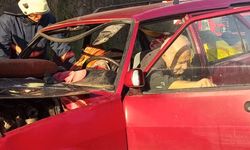 Giresun'da otomobil, minibüse çarptı: 1 ölü, 1 yaralı