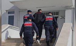 Tehlikeli hareketler yapıp görüntüleri sosyal medyada paylaşan motosiklet sürücüsü yakalandı