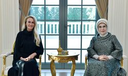 Emine Erdoğan, KKTC Cumhurbaşkanı'nın eşi ile bir araya geldi