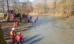 Arama kurtarma ekiplerinden çayda sel tatbikatı