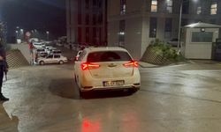 Gözaltına alınan Güllü'nün kızı ve arkadaşı sağlık kontrolünden geçirildi, 1 kişi daha gözaltına alındı