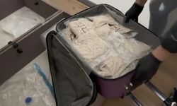 İstanbul - Esenyurt'ta uyuşturucu operasyonu: 133 bin adet hap ele geçirildi