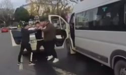 İstanbul - Sarıyer'de trafikte sürücülerin yol verme kavgası kamerada