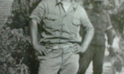 Mezar yeri bakmaya giderken otomobilleri dereye uçtu; dayı ve yeğen öldü