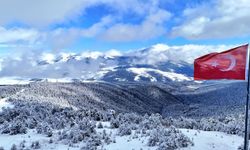 Sarıkamış Kayak Merkezi’nde suni karlama sistemiyle kar üretimi başladı