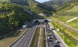 Bakan Uraloğlu: 2025'te köprü ve otoyollardan 1,1 milyar araç geçişi oldu