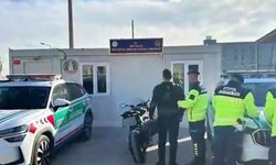 Bakan Yerlikaya: Otoyolda aşırı hız yapan motosiklet sürücüsü yakalandı