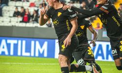 Göztepe'de Dennis ve Taha hareketliliği