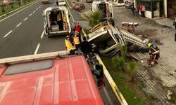 İnşaat işçilerini taşıyan kamyonet devrildi: 2 ölü, 1 ağır yaralı
