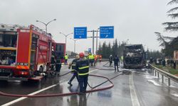 Kocaeli'de yolcu otobüsü yandı