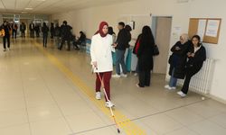 OMÜ'de görme engelliler için yapay zeka destekli asistan devreye girdi