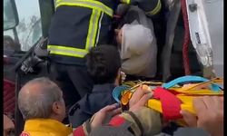 Park halindeki TIR'a çarpan TIR'ın şoförü ağır yaralandı