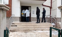 Yalnız yaşadığı evinde ölü bulundu