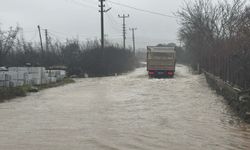 Çanakkale'de sağanak hayatı olumsuz etkiledi
