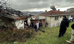 Evlerinde yangın çıkan çift öldü (2)