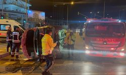 Hasta taşıyan ambulans ile cip çarpıştı; 5 yaralı