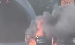 İstanbul - Çatalca'da seyir halindeki otomobil alev alev yandı