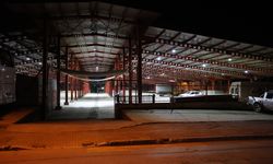 İzmir'de iftar çadırında görevli belediye personeline bıçaklı saldırı