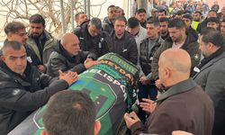 Kocaelispor-Beşiktaş maçında taraftarın tribünden düştüğü anlar kamerada (2)