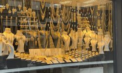 Kuyumcu dükkanında altınları gasbedip, polisi yaralayan 6 şüpheli yakalandı