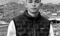 Manisa'da devrilen motosikletin sürücüsü liseli Ahmet hayatını kaybetti