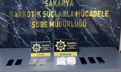 Sakarya'da otomobilde 1 kilo kokain ele geçirildi; 2 tutuklama