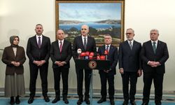 TBMM Başkanı Kurtulmuş'tan AK Parti ve Yeni Yol'a ziyaret