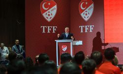 Bakan Bak VAR Odasına Girdi: Ofsayt Çizgisi Sil Baştan Çizildi!